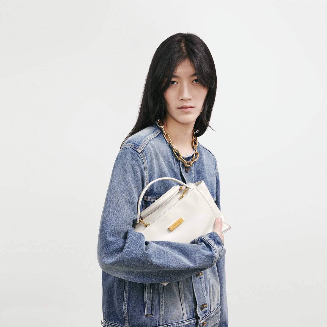 HOURGLASS AVENUE小号手提包