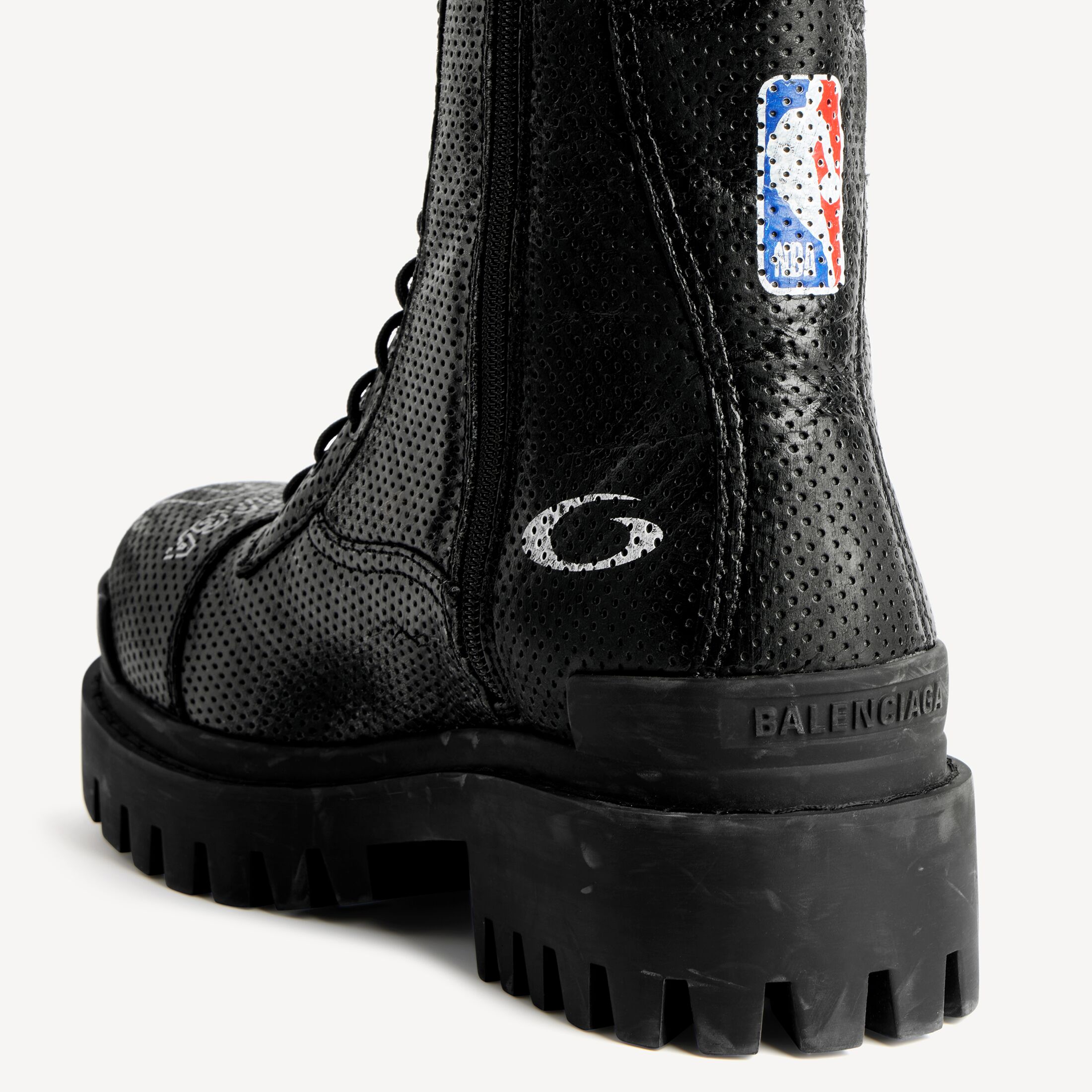 BALENCIAGA | NBA 联名系列 COMBAT STRIKE男士靴子